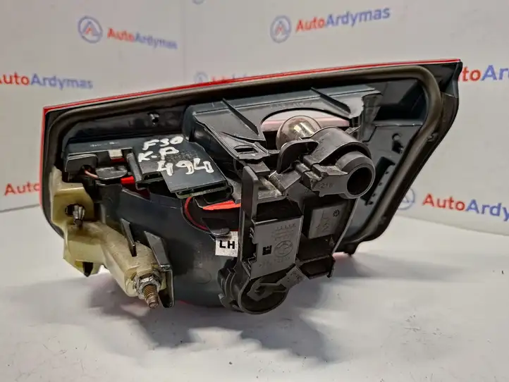 BMW 3 F30 F35 F31 (2012 - 2018) 93217259915 Задний фонарь в крышке багажника — фото 4