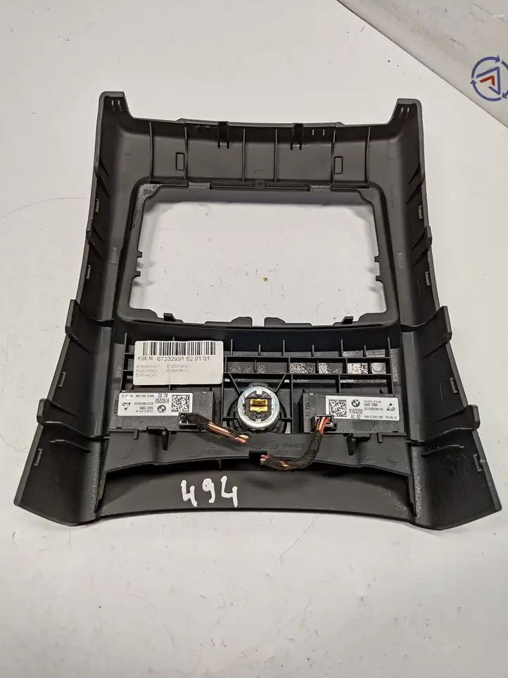 BMW 3 F30 F35 F31 (2012 - 2018) 67232991 Другая деталь консоли (туннеля) — фото 3