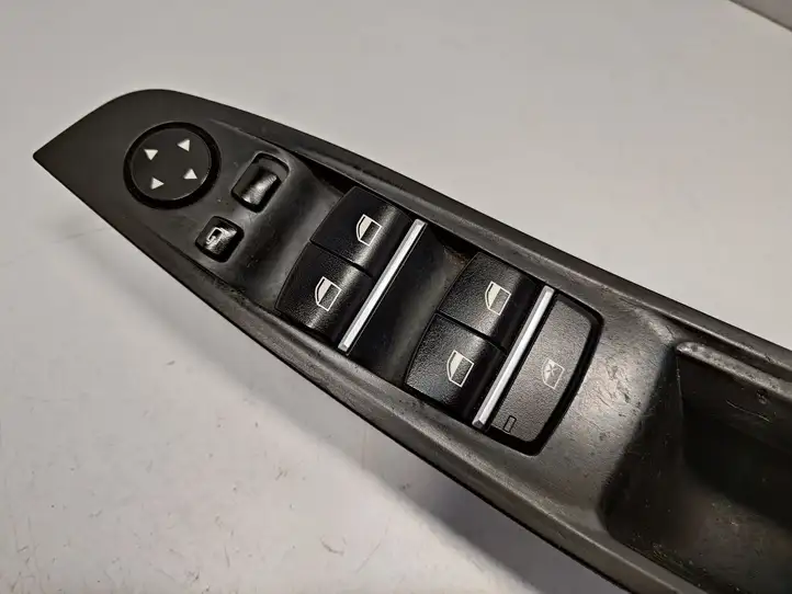 BMW 5 F10 F11 (2009 - 2016) 9238239 Блок кнопок стеклоподъемников — фото 5