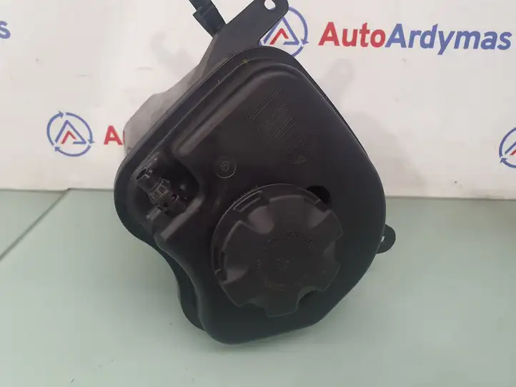 BMW X5 E70 (2006 - 2013) 17137552546 Расширительный бачок — фото 3