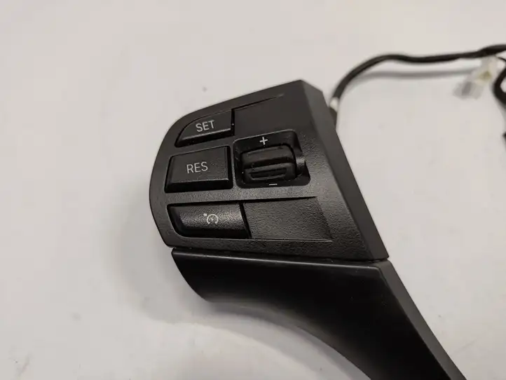 BMW 3 F30 F35 F31 (2012 - 2018) 9261859 Кнопки на рулевом колесе — фото 3
