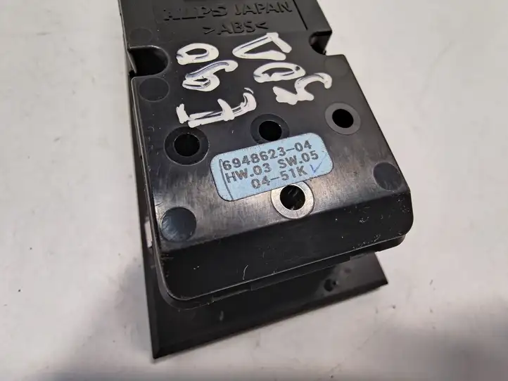 BMW 3 E90 E91 (2005 - 2012) 6948623 Кнопка стеклоподъемников — фото 3