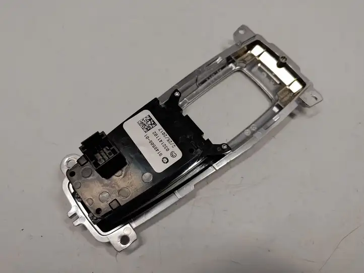 BMW X5 E70 (2006 - 2013) 9148508 Кнопка ручного тормоза — фото 3