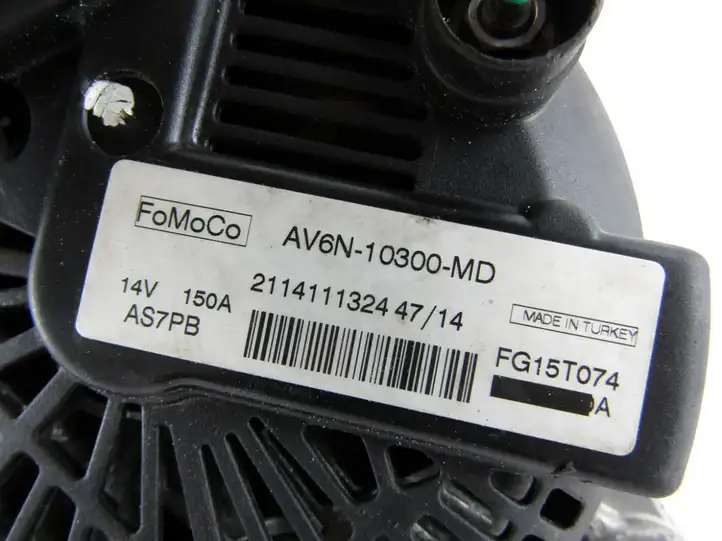 Ford C-MAX II (2010 - 2015) Генератор — фото 2