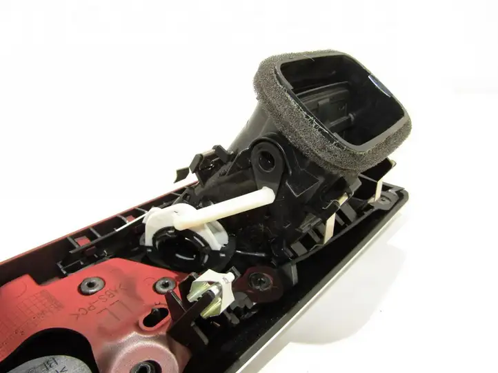 BMW 1 F20 F21 (2011 - 2019) Центральный воздушный дефлектор — фото 1