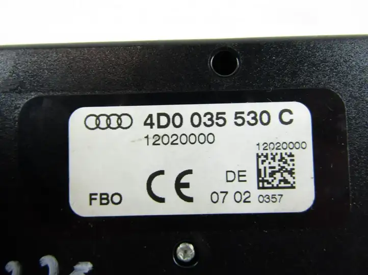 Audi A6 S6 C5 4B (2001 - 2004) Усилитель антенны — фото 2