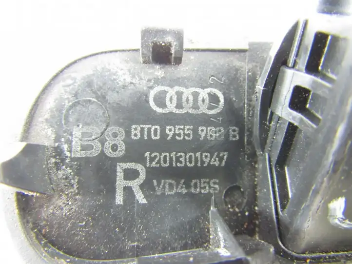 Audi A4 S4 B8 8K (2007 - 2011) Форсунка омывателя лобового стекла — фото 2