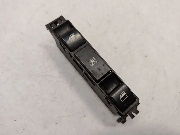 BMW 3 E46 (1998 - 2005) 61318381518 Кнопка стеклоподъемников — фото 1