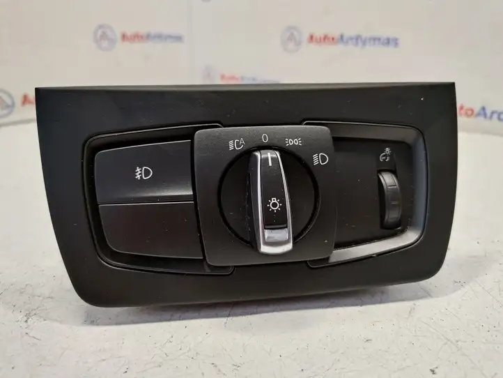 BMW 3 F30 F35 F31 (2012 - 2018) 9265297 Включатель фонарей — фото 1