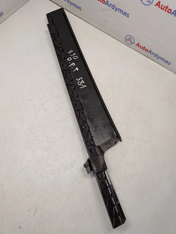 BMW 3 F30 F35 F31 (2012 - 2018) 51337258310 Верхняя обшивка стойки B — фото 2