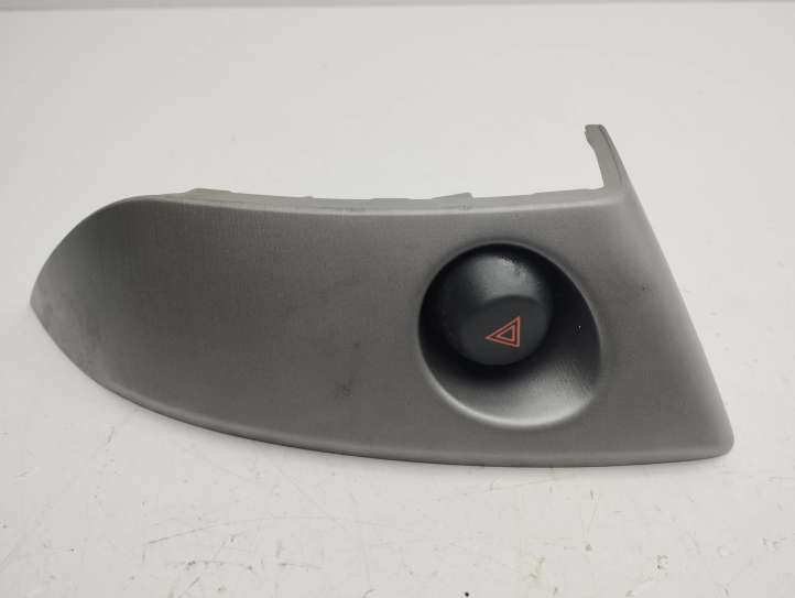 Toyota RAV 4 (XA30) (2006 - 2016)  5541242060 Прикуриватель