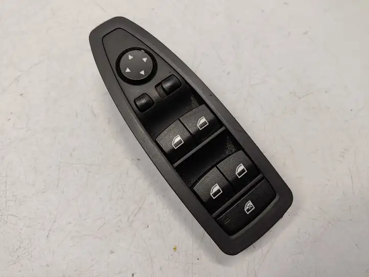BMW 3 F30 F35 F31 (2012 - 2018) 9208111 Блок кнопок стеклоподъемников — фото 1