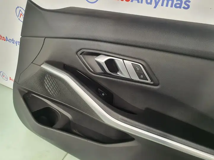 BMW 3 G20 G21 (2019 - ) 51419460728 Обшивка передней двери — фото 3