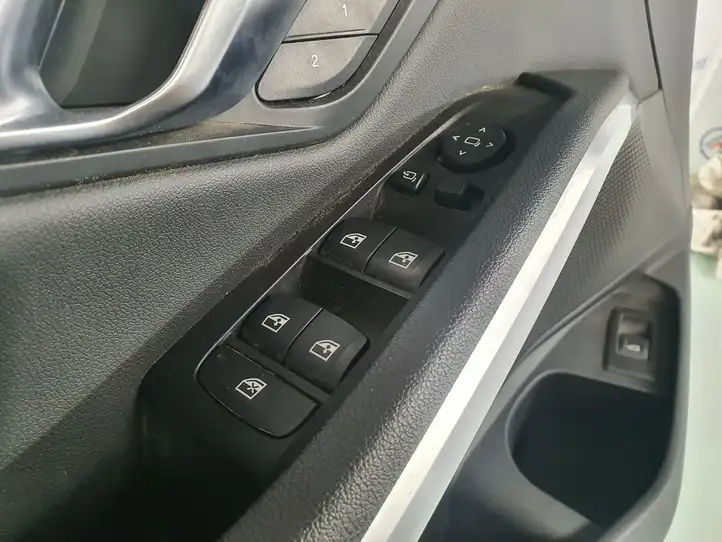 BMW 3 G20 G21 (2019 - ) 51419460727 Обшивка передней двери — фото 4