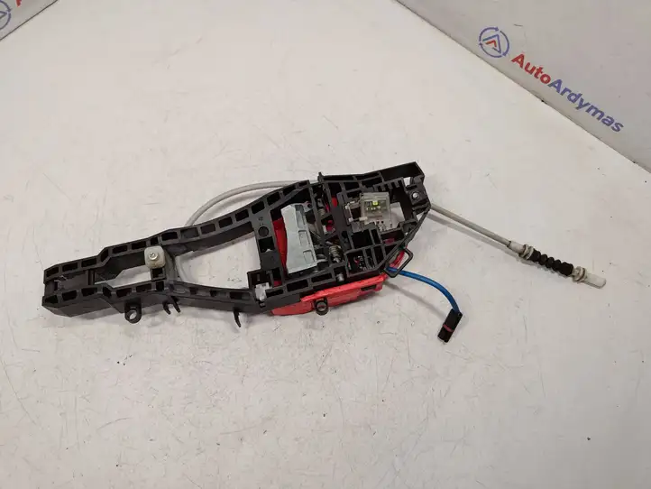 BMW 3 F30 F35 F31 (2012 - 2018) 51217242567 Крепление наружной ручки передней двери — фото 1