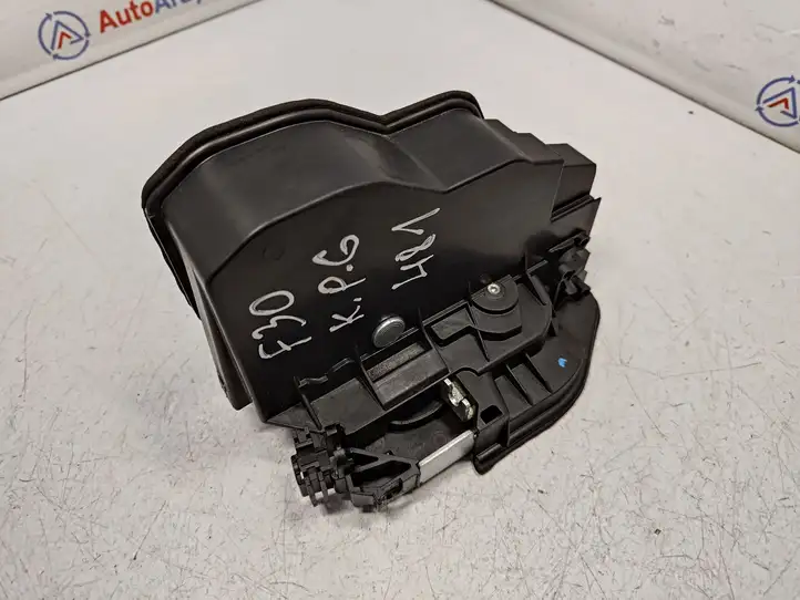 BMW 3 F30 F35 F31 (2012 - 2018) 7229459 Замок задней двери — фото 2
