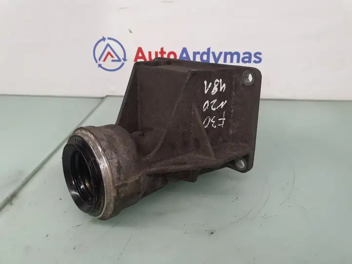 BMW 3 F30 F35 F31 (2012 - 2018) 31507601995 Кронштейн переднего редуктора — фото 1