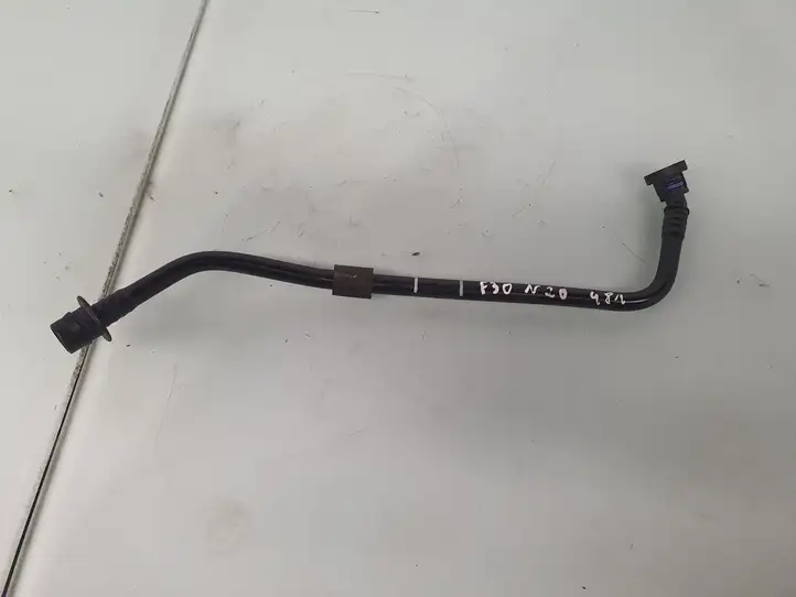 BMW 3 F30 F35 F31 (2012 - 2018) 7636128 Шланг сапуна — фото 1