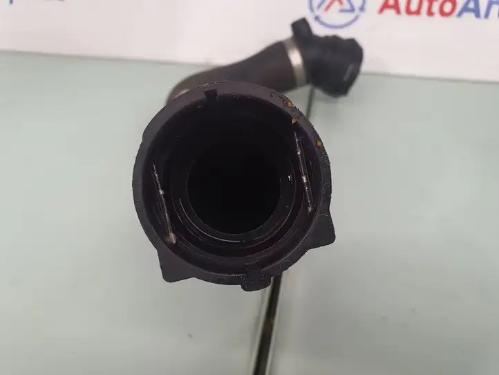 BMW 3 F30 F35 F31 (2012 - 2018) 17127596838 Шланги системы охлаждения — фото 2