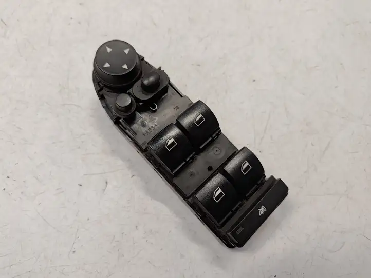 BMW X5 E70 (2006 - 2013) 9218044 Кнопка стеклоподъемников — фото 1