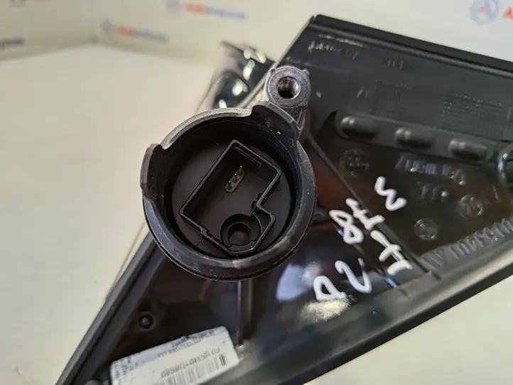 BMW 5 F10 F11 (2009 - 2016) 51167283623 Боковое зеркало с электроприводом — фото 4