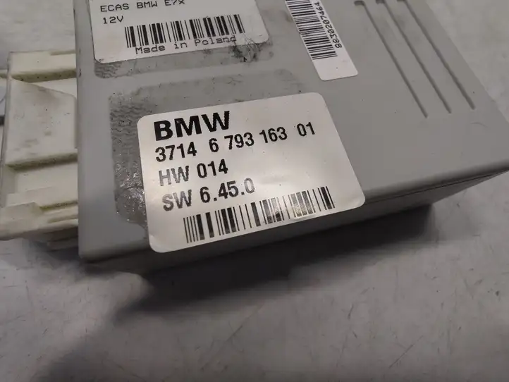 BMW X5 E70 (2006 - 2013) 37146793163 Блок управления пневмоподвеской — фото 4