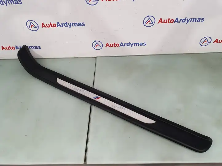 BMW 3 E92 E93 (2005 - 2014) 51167900776 Внутренняя отделка переднего порога — фото 1