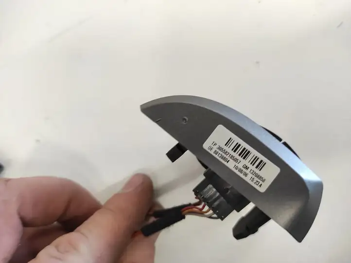 Opel Astra H (2004 - 2009) 305582185057 Кнопки на рулевом колесе — фото 3