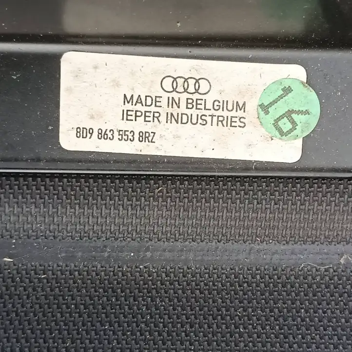 Audi A4 S4 B5 8D (1999 - 2001) 8D98635538RZ Шторка — фото 3