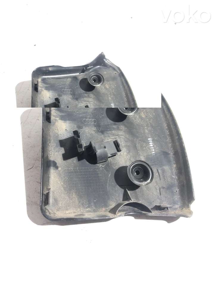 Audi Q5 (2008 - 2012)  8R0945426A Отделка заднего фонаря