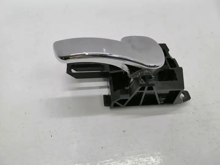 Nissan Qashqai (2010 - 2013) 80670JD0 Внутренняя ручка двери — фото 2