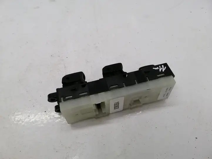 Nissan Qashqai (2010 - 2013) 25401BB60A Блок кнопок стеклоподъемников — фото 4