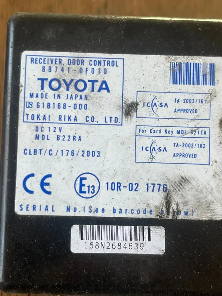 Toyota Corolla Verso AR10 (2004 - 2009) 897410F010 Блок управления дверью — фото 3