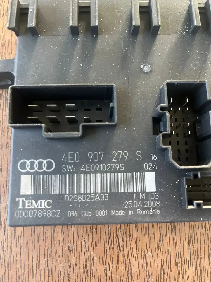 Audi A8 S8 D3 4E (2007 - 2010) 4E0907279S Модуль комфорта — фото 4