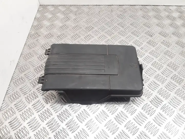 Seat Altea XL (2004 - 2015) 3C0915443A Крышка ящика аккумулятора — фото 1