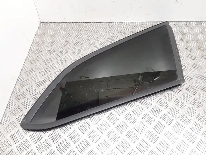 Ford Focus (2011 - 2015) BM51N297B00C Заднее боковое стекло — фото 1