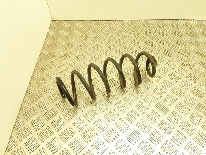 Dacia Sandero (2008 - 2012)   Пружина