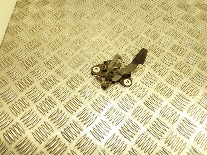 Peugeot 307 (2005 - 2008)   Замок капота