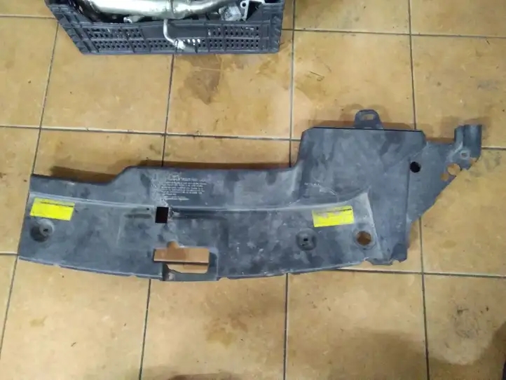 Toyota Avensis T250 (2003 - 2006) 5844105010 Накладка замка капота — фото 1