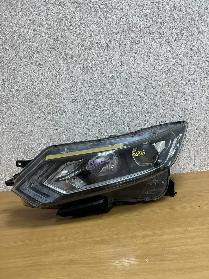 Nissan Qashqai (2017 - 2020) E1334712 Прочие детали салона — фото 2