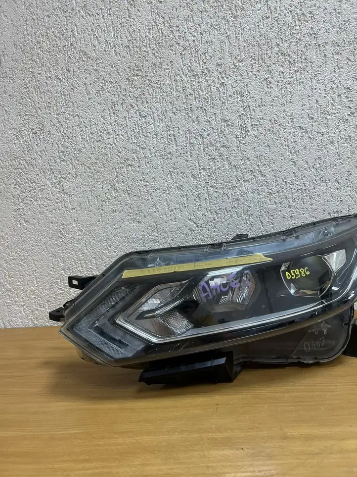 Nissan Qashqai (2017 - 2020) E1334712 Прочие детали салона — фото 7