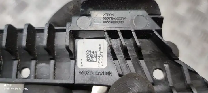 Jeep Grand Cherokee (2010 - 2021)  102238003XX Другая деталь салона