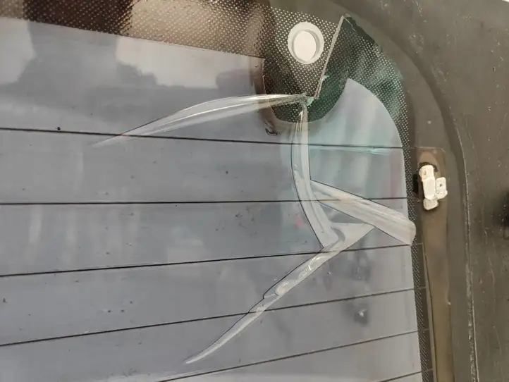 Kia Sorento (2002 - 2006) 43R000384 Открывающееся стекло крышки багажника — фото 8