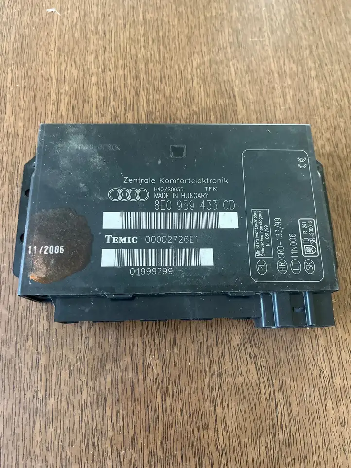 Audi A4 S4 B7 8E 8H (2004 - 2009) 8E0959433CD Модуль комфорта — фото 1