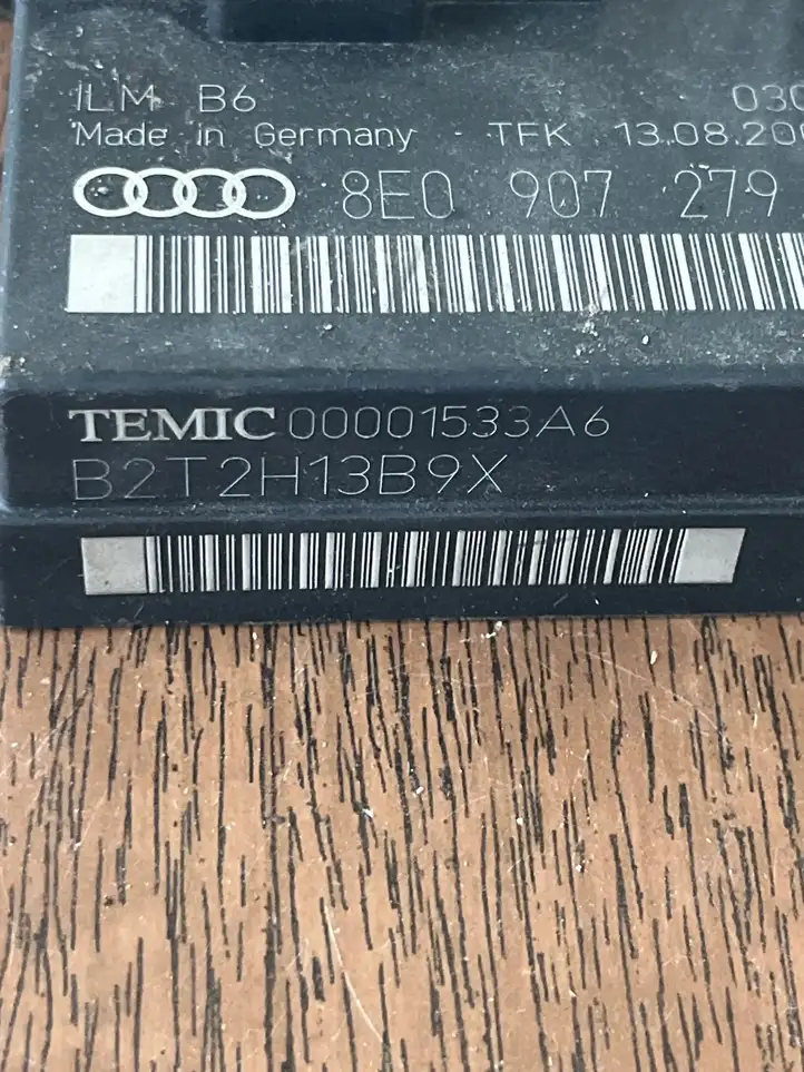 Audi A4 S4 B6 8E 8H (2000 - 2006) 8E0907279E Модуль комфорта — фото 2