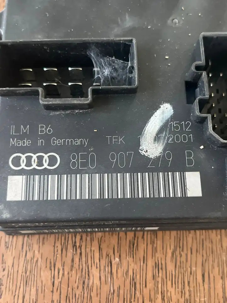 Audi A4 S4 B6 8E 8H (2000 - 2006) 8E0907279B Модуль комфорта — фото 3