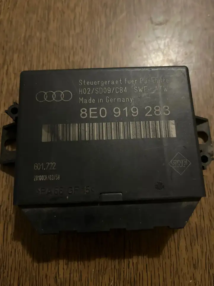 Audi A6 S6 C5 4B (2001 - 2004) 8E0919283 Блок управления парктрониками — фото 3