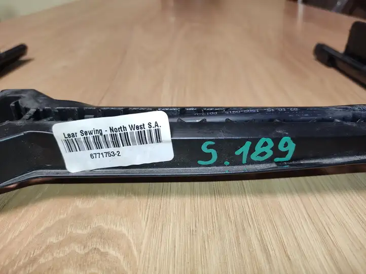 BMW 3 F30 F35 F31 (2012 - 2018) 7243527 Салазки переднего сиденья водителя — фото 2