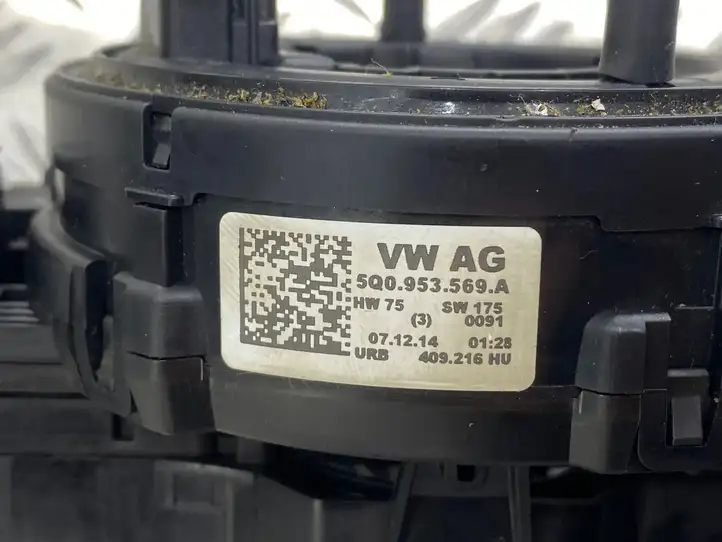 Volkswagen Golf VII (2013 - 2019) 5Q0953569A Контактное кольцо SRS — фото 4