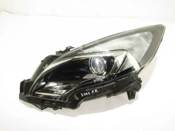 Opel Zafira B (2008 - 2014) Передняя фара — фото 4